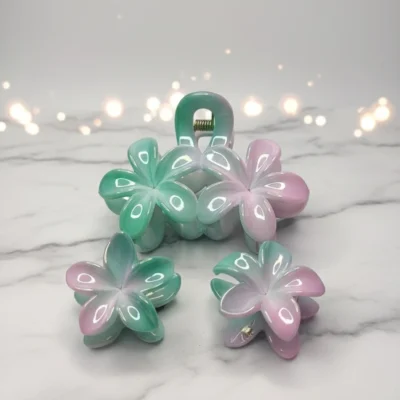 Elegant Floral Claw Clip Set Pastel Green & Pink Iridescent Hair Accessory Large Flower Hair Claw for Women