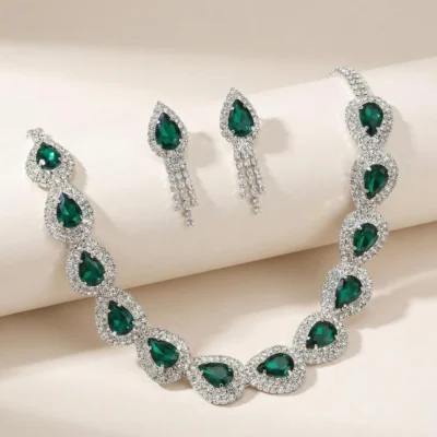 Emerald Green Teardrop Crystal Necklace & Earrings Set Silver-Tone Rhinestone Halo Statement Jewelry for Wedding, Party & Evening Wear Elegant Gift for Her